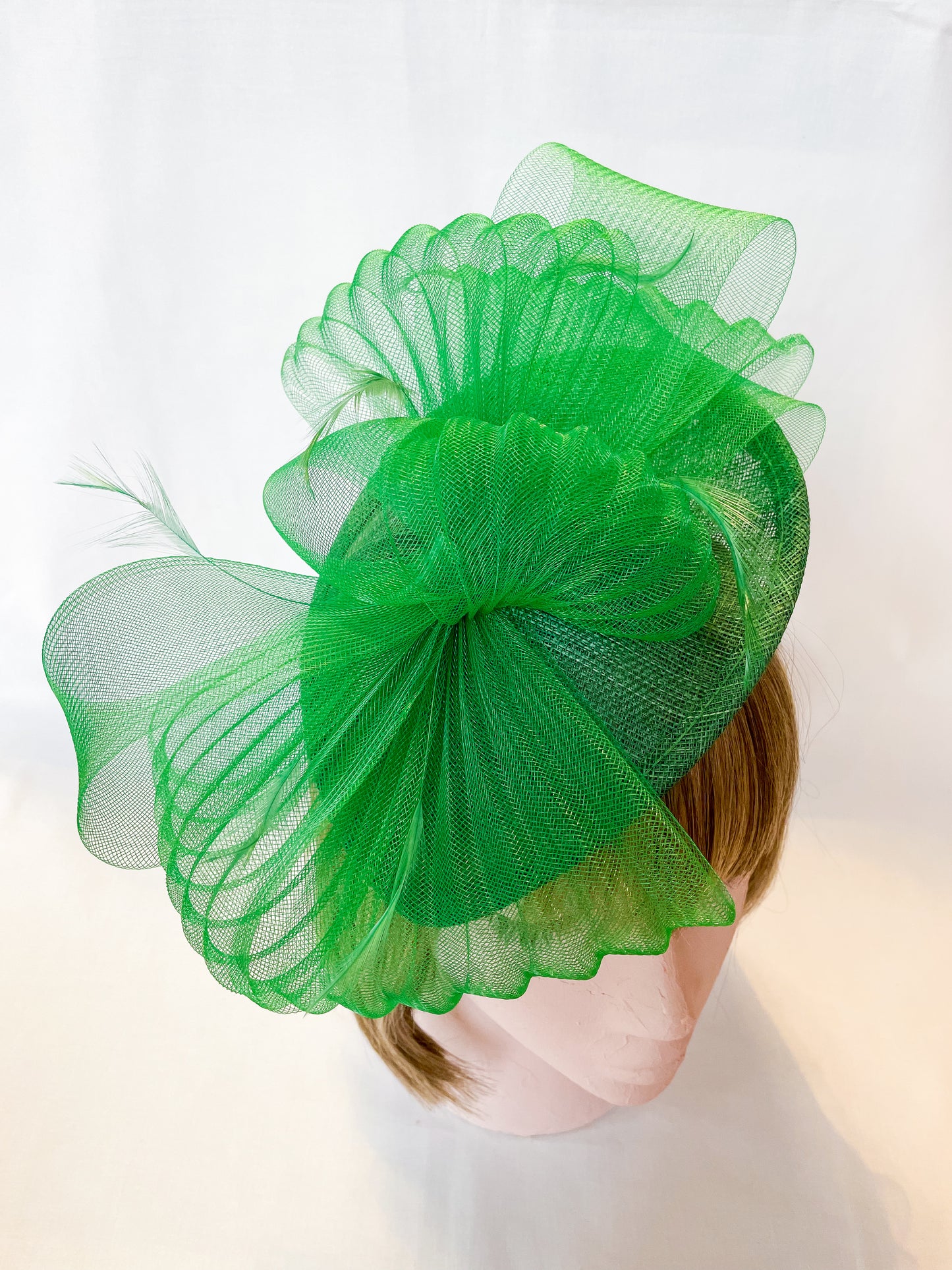 Green fascinator