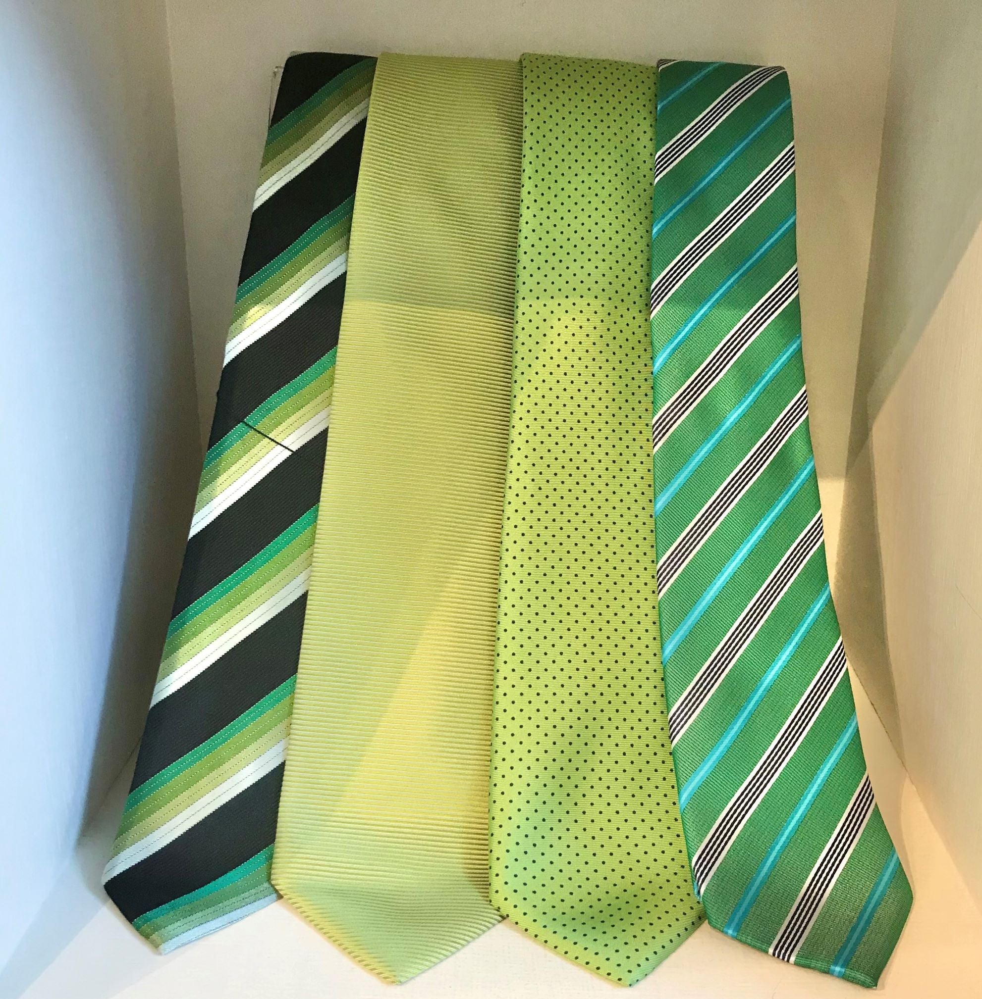 Selection Of Ties